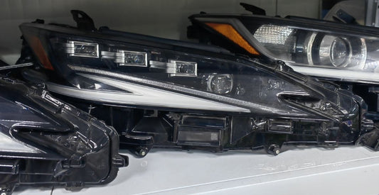 Used OEM Lexus ES Headlights (Driver & Passenger Side) | 2019–2022 Original فوانيس أمامية أصلية لكزس ES مستعملة (يمين + يسار) | موديلات 2019–2022