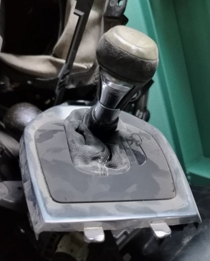 Used 2016–2024 Chevrolet Camaro Automatic Transmission Shifter –  ناقل حركة أوتوماتيكي مستعمل لشفروليه كمارو 2016–2024