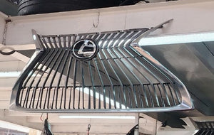Used Original OEM Front Grill for Lexus ES 2020 – Genuine Replacement شبك أمامي أصلي مستعمل لكزس ES موديل 2020