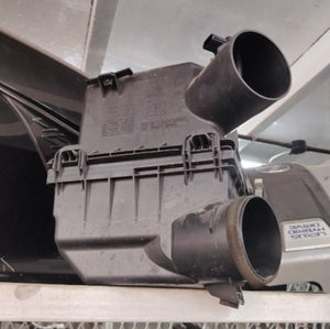 Used Original OEM Air Filter Box Assembly for Lexus RX 200t (2017–2020) علبة فلتر الهواء أصلي (OEM) مستعمل لكزس RX 200T موديلات 2017–2020