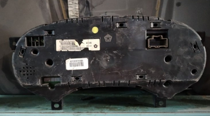 Used 2012–2015 Dodge Charger Speedometer Cluster – OEM Instrument Panel,  لوحة عدادات السرعة مستعملة لدودج تشارجر 2012–2015 – لوحة أجهزة أصلية من المصنع