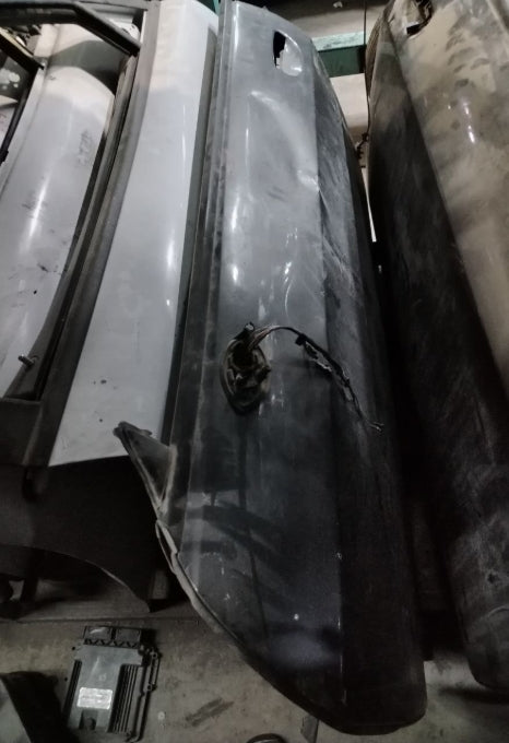 Used 2016–2023 Dodge Charger Front Passenger Right Side Door –  باب أمامي يمين للراكب مستعمل لدودج تشارجر 2016–2023 – أصلي من المصنع، متين ومناسب تمامًا كبديل