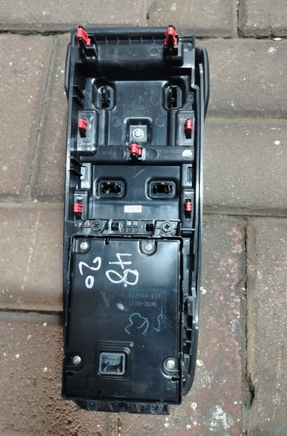 Used Original Lexus RX/NX Multimedia Control Switch Assembly (2017–2023) – OEM Genuine قطعة أصلية مستعملة – وحدة أزرار التحكم بالملتيميديا لسيارات لكزس RX وNX (موديلات 2017–2023)
