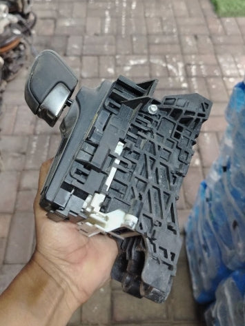 Used Original Lexus NX-RX Manual Gear Shift Assembly 2023-2026 – OEM Genuine قطعة أصلية مستعملة – وحدة ناقل الحركة اليدوي لسيارة لكزس NX-RX 2023-2026