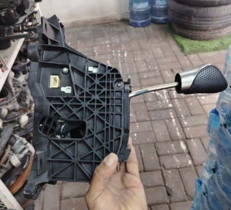 Used Original Lexus RX Manual Gear Shift Assembly 2017-2023 – OEM Genuine قطعة أصلية مستعملة – وحدة ناقل الحركة اليدوي لسيارة لكزس RX 2017-2023