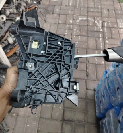 Used Original Lexus RX Manual Gear Shift Assembly 2017-2023 – OEM Genuine قطعة أصلية مستعملة – وحدة ناقل الحركة اليدوي لسيارة لكزس RX 2017-2023