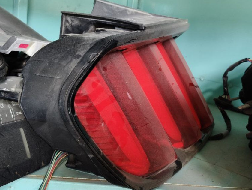 Used Ford Mustang 2024 to 2025 Taillights L/R – أضواء خلفية مستعملة لفورد موستانج 2024 – يسار ويمين