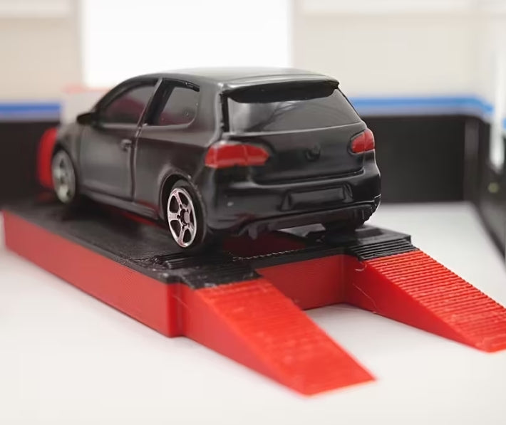 1:64 Scale Mini Car Lift & Oil Drainer Set – 4-Piece Garage Repair Platform Accessories for Diecast Car Displays & Dioramas مجموعة رافعات سيارات ومصرف زيت مصغرة 1:64 – طقم 4 قطع لمنصات صيانة الجراج وإكسسوارات مجسمات السيارات والديوارامات