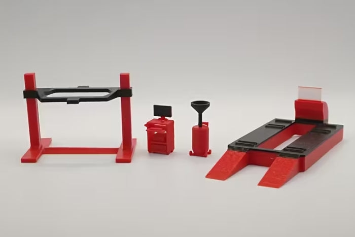 1:64 Scale Mini Car Lift & Oil Drainer Set – 4-Piece Garage Repair Platform Accessories for Diecast Car Displays & Dioramas مجموعة رافعات سيارات ومصرف زيت مصغرة 1:64 – طقم 4 قطع لمنصات صيانة الجراج وإكسسوارات مجسمات السيارات والديوارامات