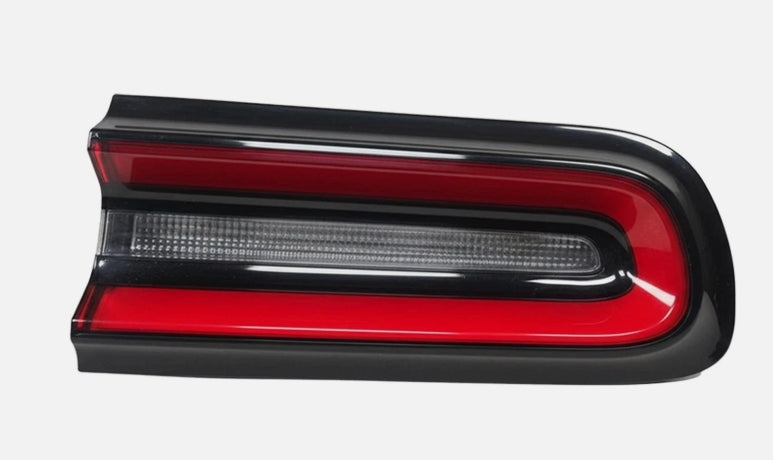Rear Backlight for Dodge Challenger Hellcat 5th Edition 2023+ (Left & Right) pair مصابيح خلفية Dodge Challenger Hellcat 2023 الجيل الخامس 2023+ (يمين ويسار)