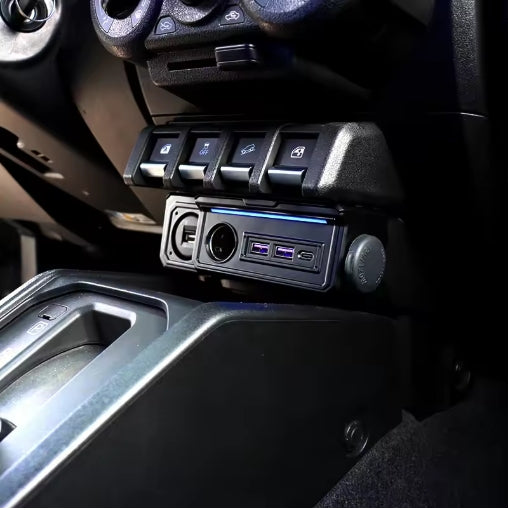 Suzuki Jimny JB64 / Sierra JB74W 2019-2024 Central Control USB Type-C Charging Port with Lamp, Car Interior Upgrade منفذ شحن USB Type-C مع إضاءة للوحة التحكم المركزية, لسوزوكي جيمي JB64 / سييرا JB74W موديل 2019-2024 | ترقية داخلية للسيارة