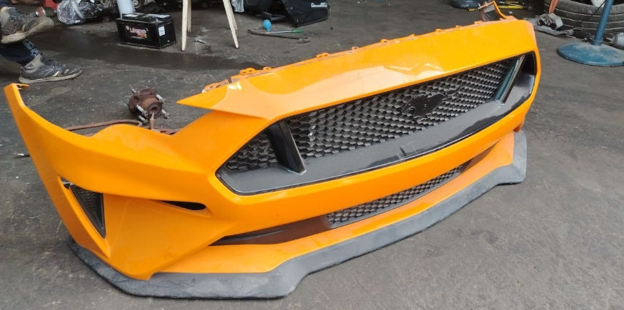 Used Ford Mustang 2018 to 23 Front Bumper, (1 Piece)- صدام أمامي مستعمل لفورد موستانج 2018 إلى 2023 – قطعة واحدة
