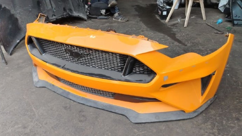 Used Ford Mustang 2018 to 23 Front Bumper, (1 Piece)- صدام أمامي مستعمل لفورد موستانج 2018 إلى 2023 – قطعة واحدة