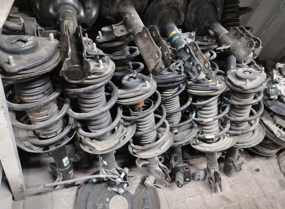 Used Lexus ES Shock Absorber Assembly Original 2015–2025 مساعد لكزس أصلي مستعمل