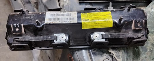 Used Dodge Charger Dashboard Airbag 2012–2023 - وسادة هوائية مستخدمة لداشبورد دودج تشارجر 2012–2023