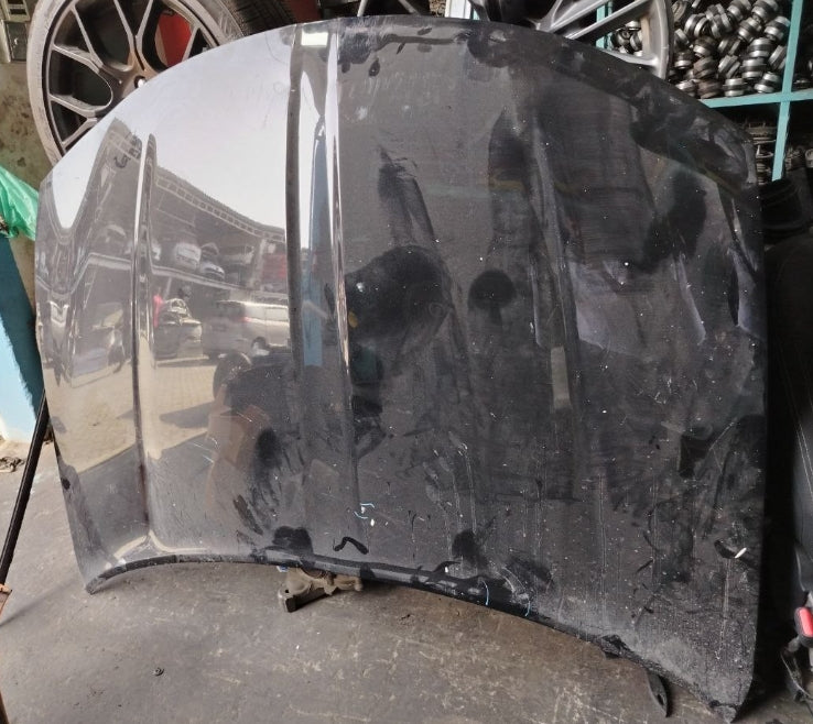 Used Dodge Charger 2015–2023 Front Engine Hood Bonnet Cover - غطاء غطاء المحرك الأمامي المستخدم دودج تشارجر 2015–2023