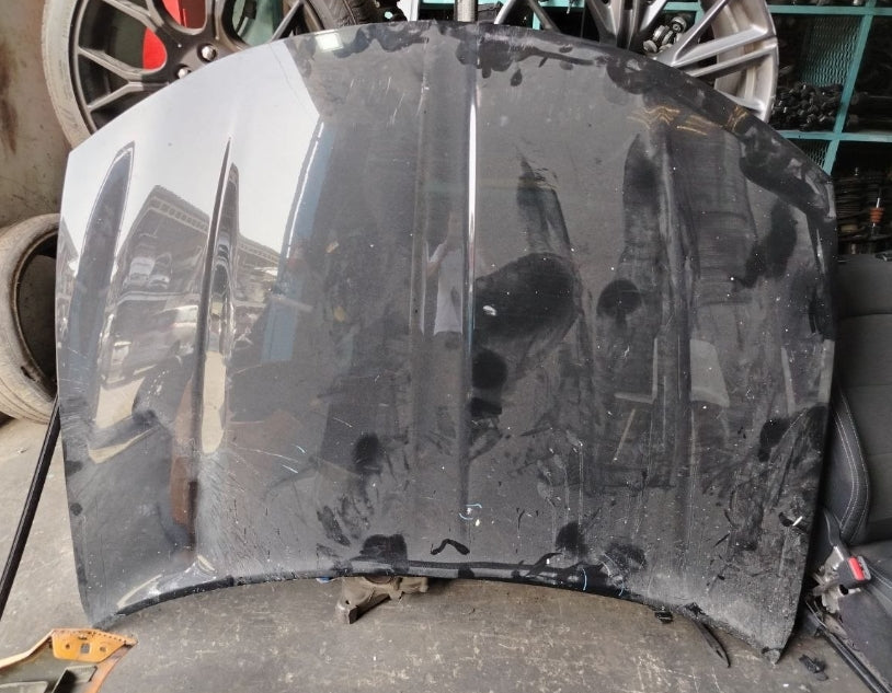 Used Dodge Charger 2015–2023 Front Engine Hood Bonnet Cover - غطاء غطاء المحرك الأمامي المستخدم دودج تشارجر 2015–2023