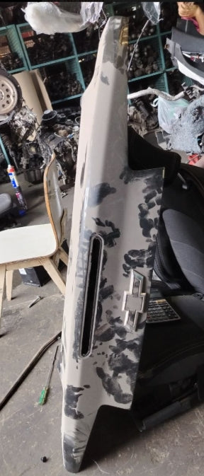 Used Chevrolet Camaro 2016–2020 Convertible Deck Lid Spoiler Wing Trunk Cover - جناح غطاء صندوق السيارة القابل للتحويل المستخدم لشفروليه كمارو 2016–2020