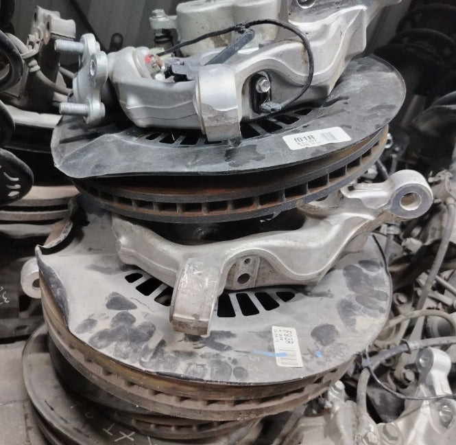 Used Lexus RC Front Wheel Hub Bearing Assembly 2015–2018 OEM هَب أمامي لكزس RC أصلي مستعمل 2015–2018 OEM (Wheel Hub Bearing)
