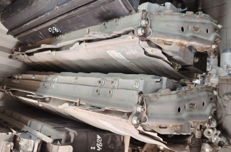 Used Original Lexus ES Hybrid Battery 2020–2025 OEM بطارية هايبرد لكزس ES أصلية مستعملة 2020–2025 OEM
