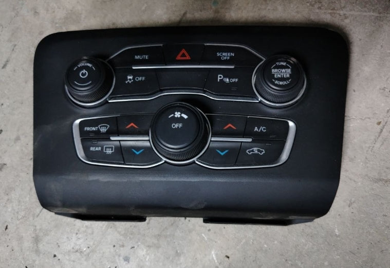 Used Dodge Charger 2016–2023 A/C Heater Climate Control Unit – Temperature & Fan Adjustment Panel - وحدة تحكم مناخية مستخدمة لتكييف الهواء والتدفئة دودج تشارجر 2016–2023 – لوحة ضبط درجة الحرارة والمروحة