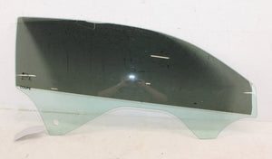 Used 2016–2024 Chevrolet Camaro Driver & Passenger Door Window Glass Tint 1 piece - زجاج نوافذ الأبواب الأمامية والخلفية للسائق والراكب شيفروليه كمارو 2016–2024 المستخدم – بطلاء مظلل