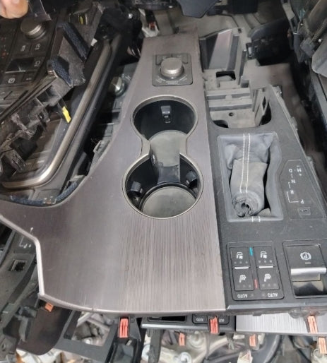 Used Original Lexus RX Cup Holder Assembly 2016-2021 – OEM Genuine قطعة أصلية مستعملة – حامل الأكواب لسيارات لكزس RX موديل 2016-2021