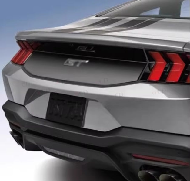 Dry Carbon Fiber Rear Trunk Cover – Body Kit Trunk Lid Trim Panel for Ford Mustang Dark Horse 2024+ غطاء صندوق خلفي من ألياف الكربون الجافة – طقم غطاء وتريم غطاء الصندوق الخلفي لسيارة فورد موستانج دارك هورس 2024+