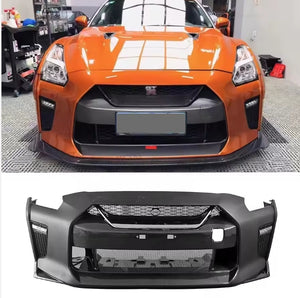 OEM-Style Carbon Fiber Half Body Kit – Front Bumper Lip with Exhaust Cut-Outs for Nissan GTR R35 (2013–2019) طقم هيكل نصف أمامي من ألياف الكربون بتصميم OEM – شفرة صدام أمامي مع فتحات عادم لسيارة نيسان GTR R35 (2013–2019)