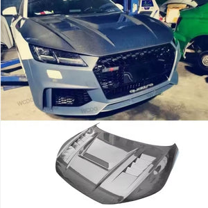 DM Style Carbon Fiber Hood with Air Vent – Front Bonnet Cover for Audi TT / TTS / TTRS MK3 (2015–2020) غطاء محرك من ألياف الكربون بتصميم DM مع فتحات تهوية – غطاء أمامي لسيارات أودي TT / TTS / TTRS MK3 (2015–2020)