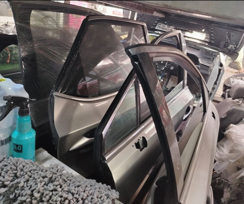 Used Original Lexus RX Complete Door (Front & Rear, Left or Right, 1 Piece) 2016–2021 – OEM Genuine باب كامل أصلي مستعمل لكزس RX (أمامي وخلفي، يسار أو يمين – قطعة واحدة) موديلات 2016–2021