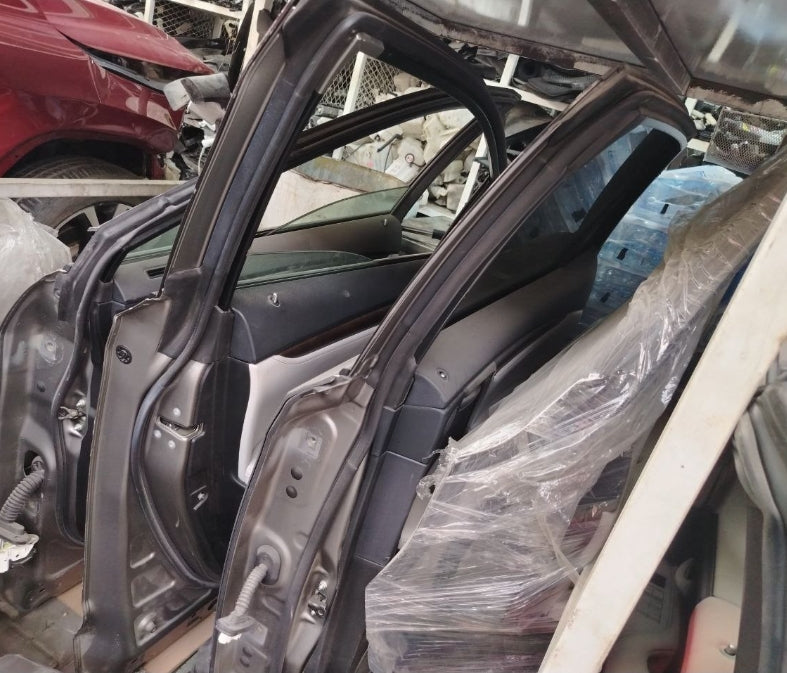Used Original Lexus RX Complete Door (Front & Rear, Left or Right, 1 Piece) 2016–2021 – OEM Genuine باب كامل أصلي مستعمل لكزس RX (أمامي وخلفي، يسار أو يمين – قطعة واحدة) موديلات 2016–2021
