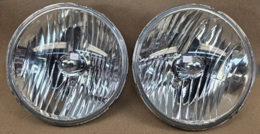 Jeep Wrangler 2007-2018 Headlight Assembly – Driver & Passenger Side
مصابيح أمامية Jeep Wrangler 2007–2018 (جهة السائق والراكب) – طقم كاملكامل