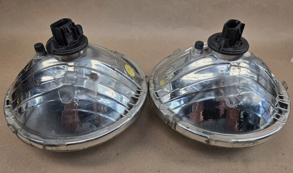 Jeep Wrangler 2007-2018 Headlight Assembly – Driver & Passenger Side
مصابيح أمامية Jeep Wrangler 2007–2018 (جهة السائق والراكب) – طقم كاملكامل