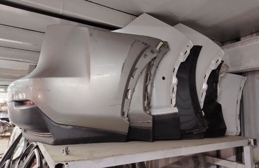 Used Original Lexus RX / NX / RC / ES300 Rear Bumper 2015–2025 – OEM Genuine صدام خلفي أصلي مستعمل لكزس RX / NX / RC / ES300 موديلات 2015–2025 – OEM