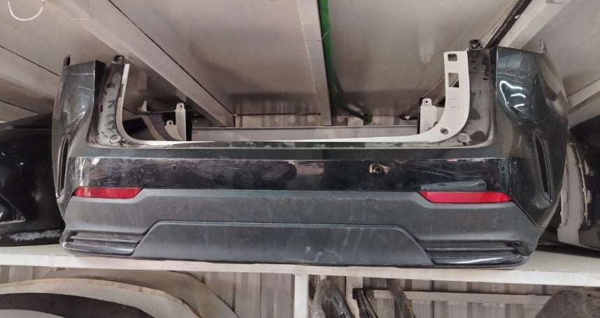 Used Original Lexus RX / NX / RC / ES300 Rear Bumper 2015–2025 – OEM Genuine صدام خلفي أصلي مستعمل لكزس RX / NX / RC / ES300 موديلات 2015–2025 – OEM