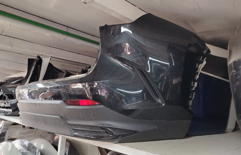 Used Original Lexus RX / NX / RC / ES300 Rear Bumper 2015–2025 – OEM Genuine صدام خلفي أصلي مستعمل لكزس RX / NX / RC / ES300 موديلات 2015–2025 – OEM