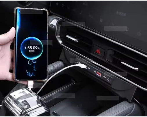 JETOUR Traveler T2 2023 Central Control Expansion Dock, Adjustable Car Charger with Fast Charging & Cigarette Lighter Adapter قاعدة توسعة مركزية لسيارة جيتور T2 2023, شاحن سيارة سريع مع منفذ ولاعة سجائر قابل للتعديل