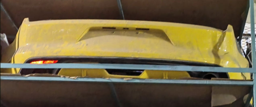 Used Ford Mustang Rear Bumper 2018 to 2023 8-Cylinder – صدام خلفي مستعمل لفورد موستانج 2018 إلى 2023 – 8 سلندر