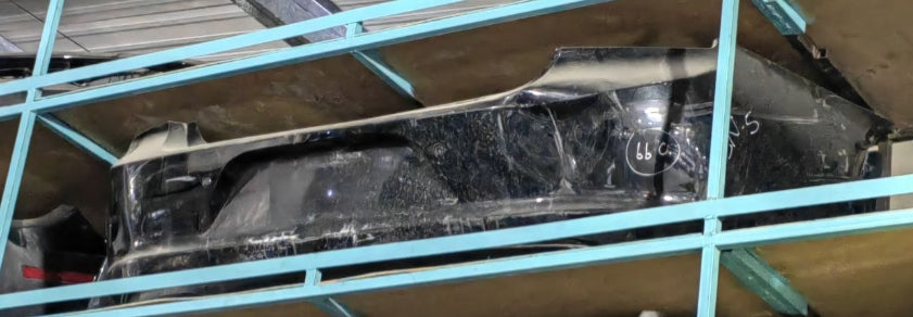 Used Chevrolet Camaro Rear Bumper 2016 to 2019 - صدام خلفي مستعمل لشفروليه كمارو 2016 إلى 2019