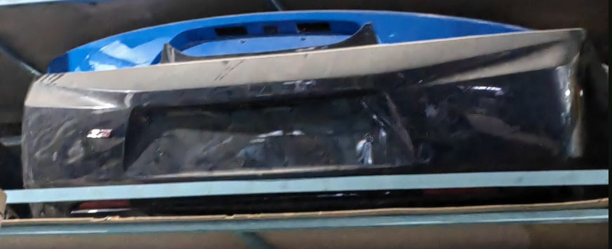 Used Chevrolet Camaro 2016 to 2018 Rear Bumper with Sensors –  صدام خلفي مستعمل لشفروليه كمارو 2016–2018 مع حساسات