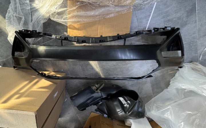 Ford Mustang 2018 Performance Front Bumper, Durable, Stylish Upgrade for Enhanced Aerodynamics and Sporty Look مقدمة أمامية أداء فورد موستنج 2018 ,متينة وأنيقة لتحسين الديناميكا الهوائية والمظهر الرياضي