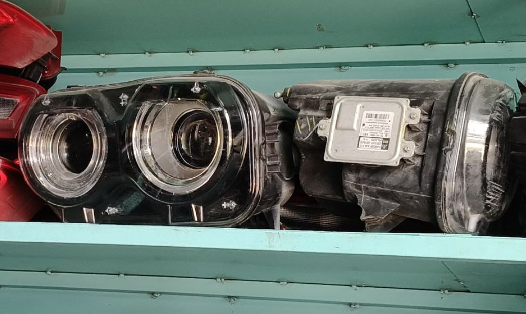 Used Dodge Challenger 2018-2019 Headlight, (1 Piece)- مصباح أمامي مستعمل لدودج تشالنجر 2018–2019 – قطعة واحدة