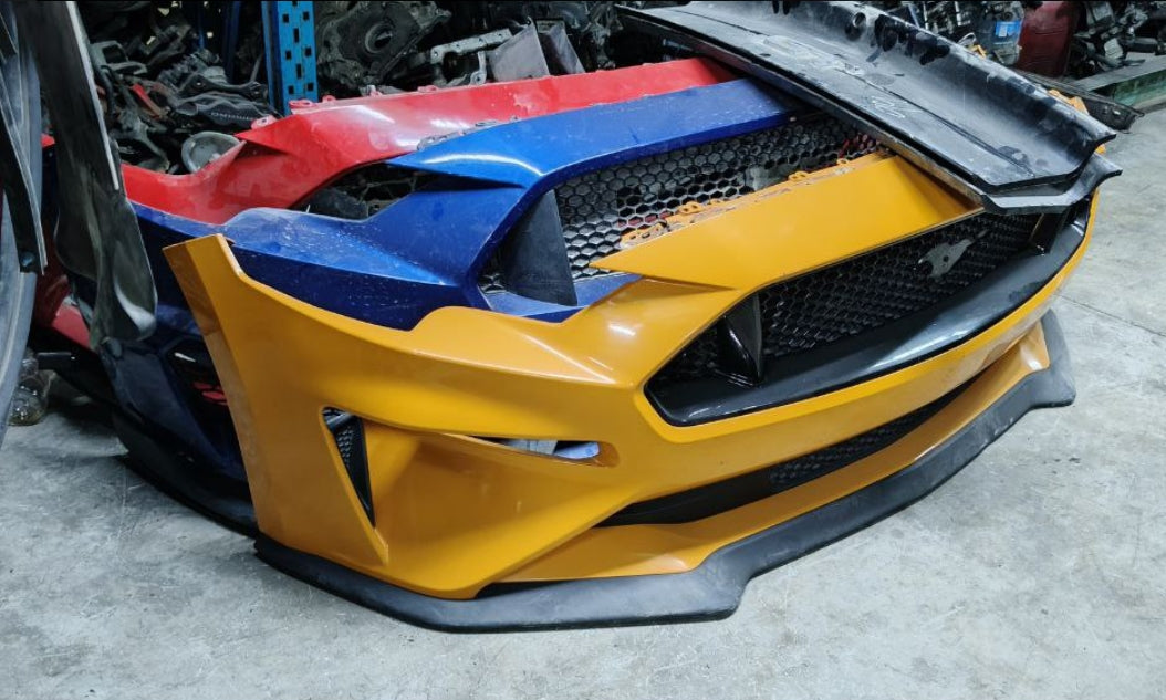 Used Ford Mustang 2018 to 23 Front Bumper, (1 Piece)- صدام أمامي مستعمل لفورد موستانج 2018 إلى 2023 – قطعة واحدة