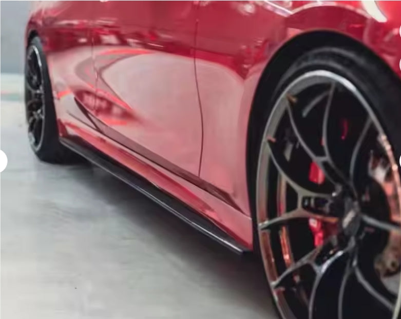 BMW 3 Series G20 Side Skirts 2020+ | Gloss Black Carbon Fiber AC Style Body Kit Upgrade عتبات جانبية كربون فايبر أسلوب AC لسيارة بي إم دبليو الفئة 3 G20 2020+ باللون الأسود اللامع