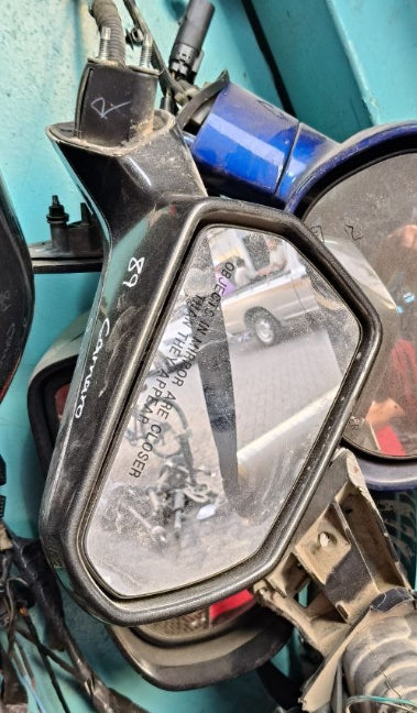 Used Chevrolet Camaro Passenger Side Mirror 2016-2018, (1 Piece)- مرآة جانبية مستعملة لجهة الراكب لشيفروليه كمارو 2016-2018 – قطعة واحدة