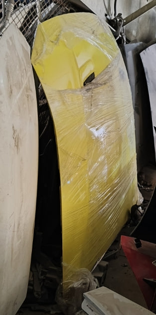 Used Ford Mustang 2018 to 23 Front Bonnet – 1 Piece, غطاء أمامي (بونيت) مستعمل لفورد موستانج 2018 إلى 2023 – قطعة واحدة