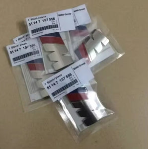 Holographic ABS M Car Body Logo Badge for BMW X1/X3/X5/X7/E71, Side & Rear Trunk Decorative Sticker, M Power Style شعار جانبي وخلفي ثلاثي الأبعاد M من ABS هولوجرافي لسيارات BMW X1/X3/X5/X7/E71, ملصق زينة رياضي M Power