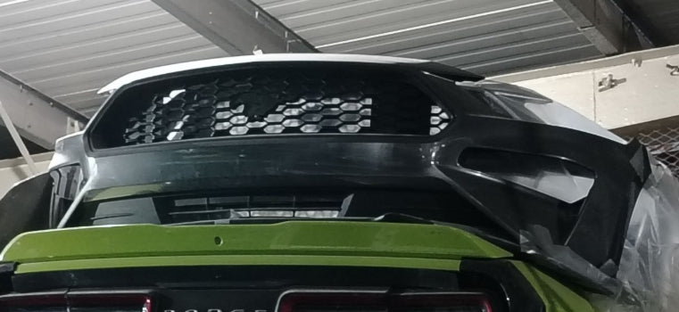 Used Ford Mustang 2018 to 2023 Front Bumper – 8 Cylinder, صدام أمامي مستخدم لفورد موستانج 2018 إلى 2023 – 8 سلندر