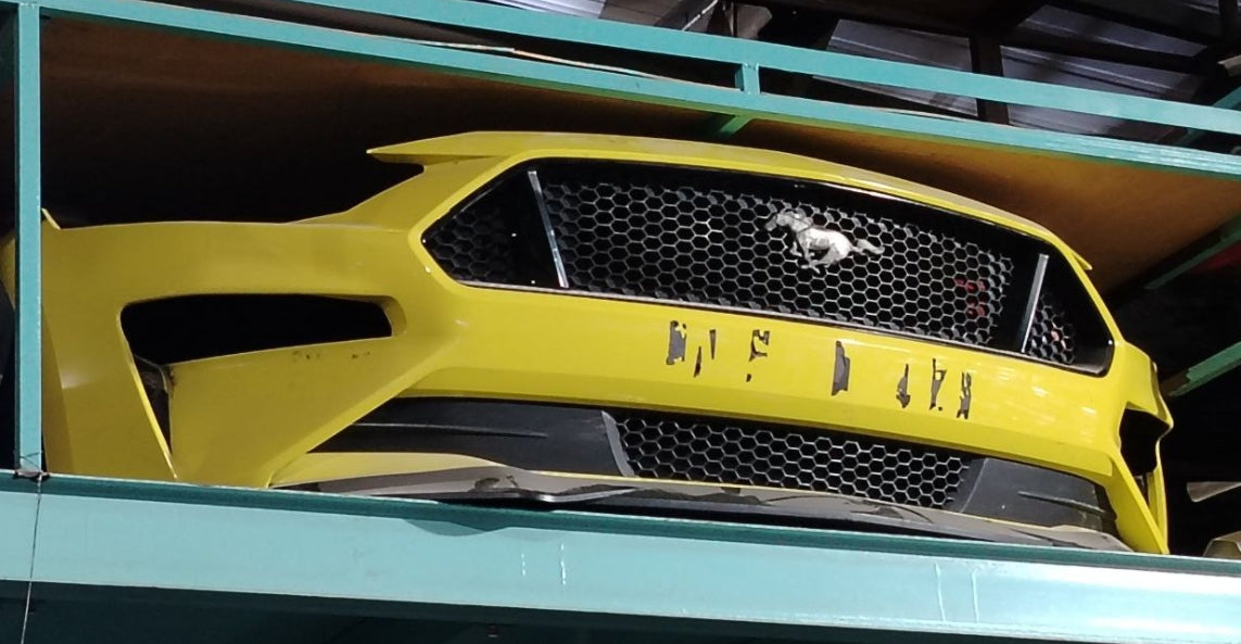 Used Ford Mustang 2018 to 2023 Front Bumper, 8 Cylinder صدام أمامي مستعمل لفورد موستانج 2018 إلى 2023 – 8 سلندر